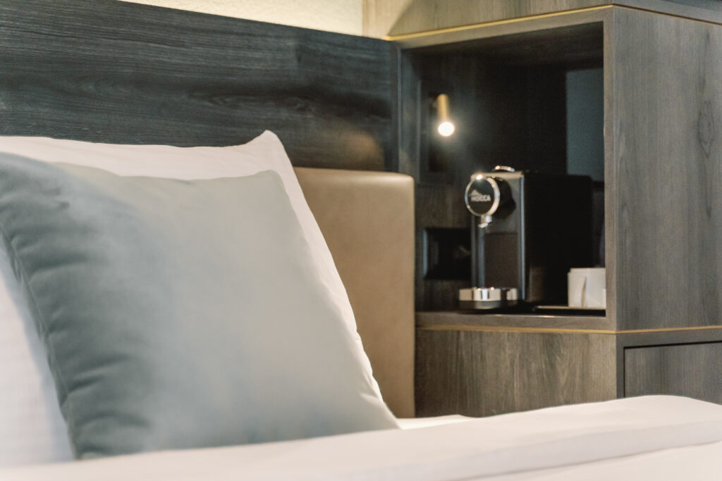 Doppelzimmer Hotel Waldstätterhof Luzern mit Kaffeemaschine