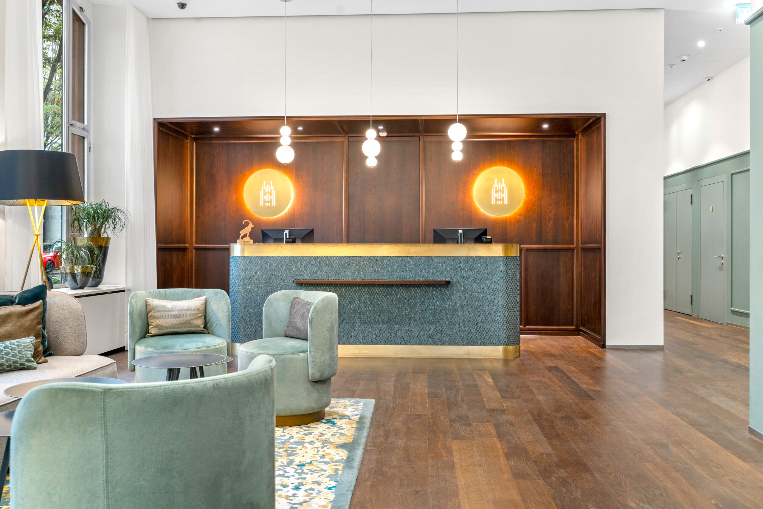 Rezeption Hotel Waldstätterhof mit Lobby
